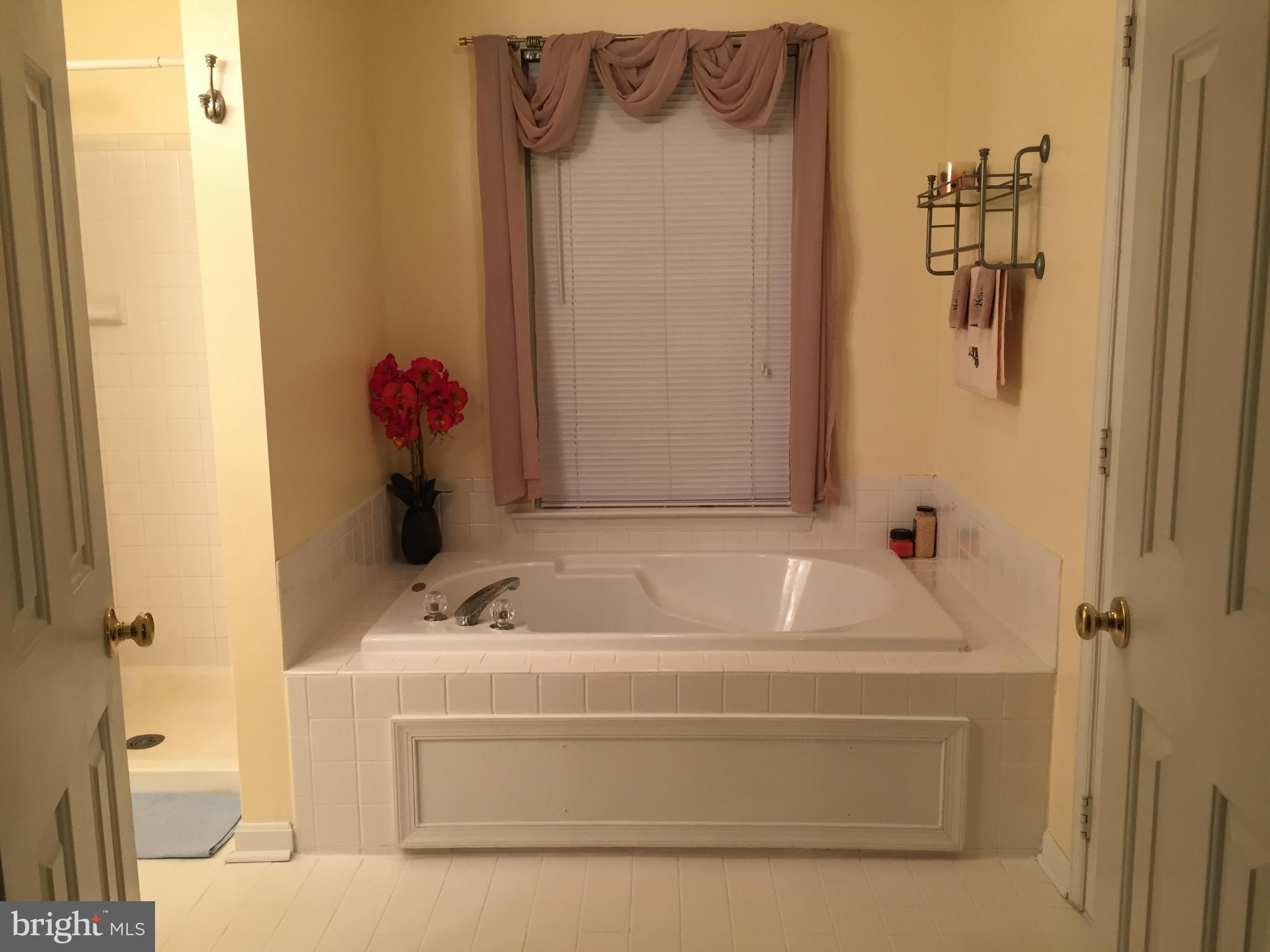 STREAMVIEW SUB - Residential