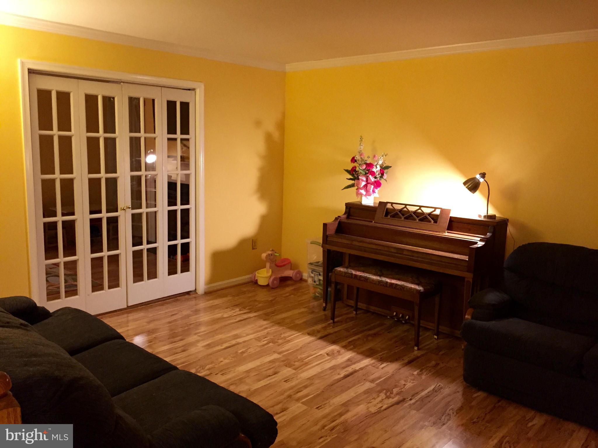 STREAMVIEW SUB - Residential