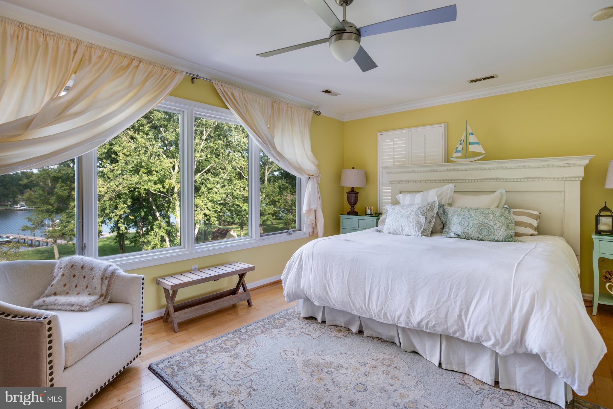 OYSTER HARBOR - Residential