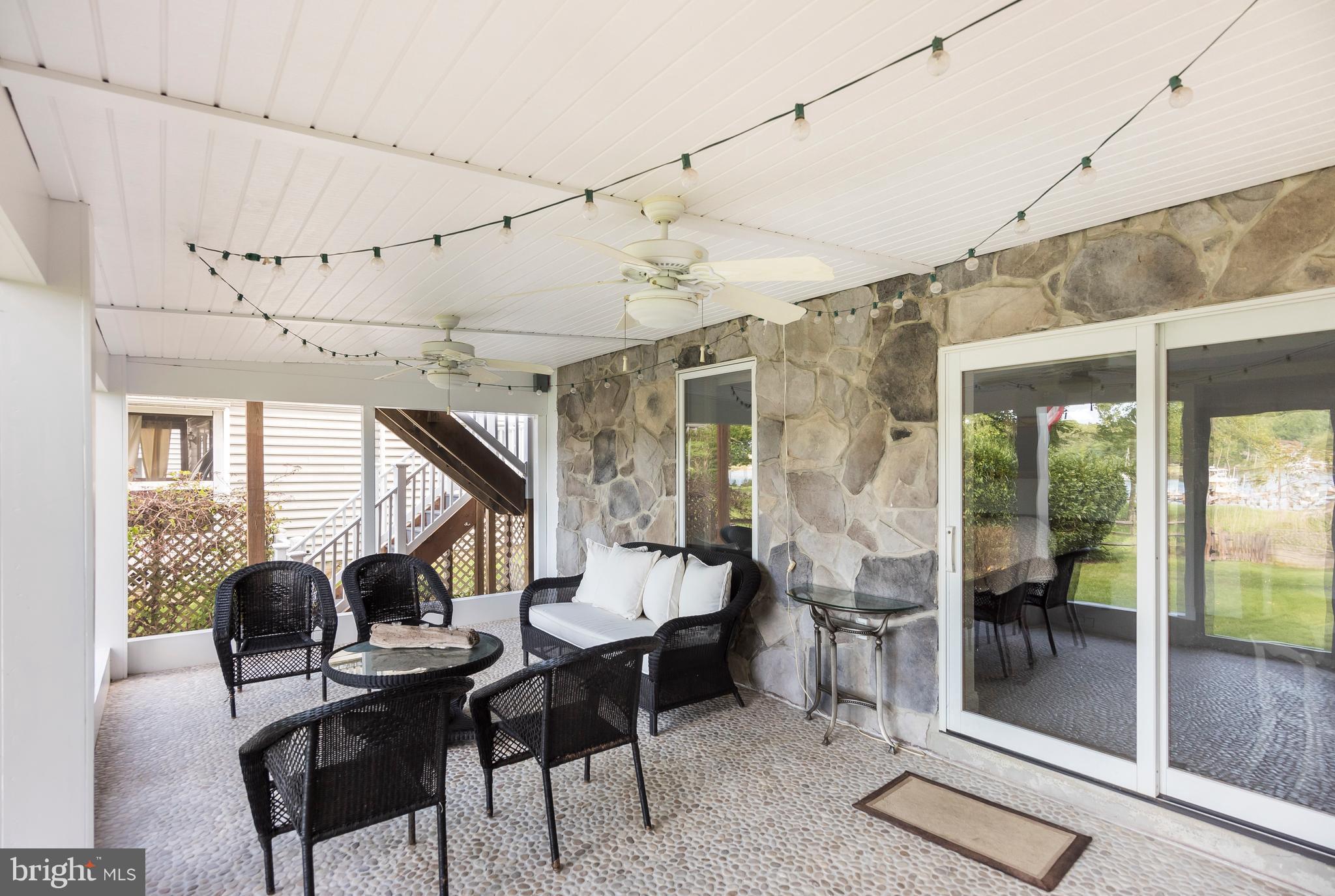 OYSTER HARBOR - Residential