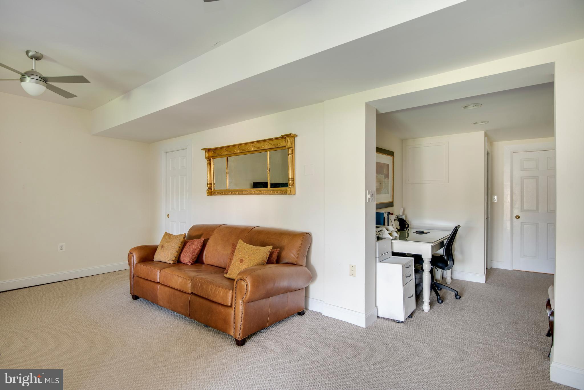 OYSTER HARBOR - Residential