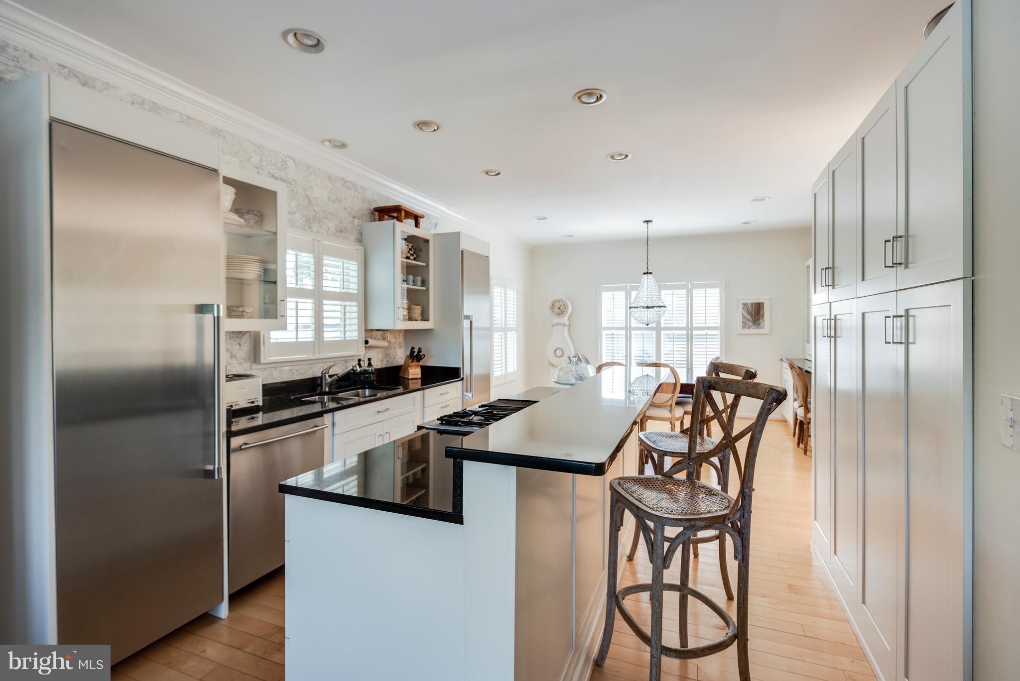 OYSTER HARBOR - Residential