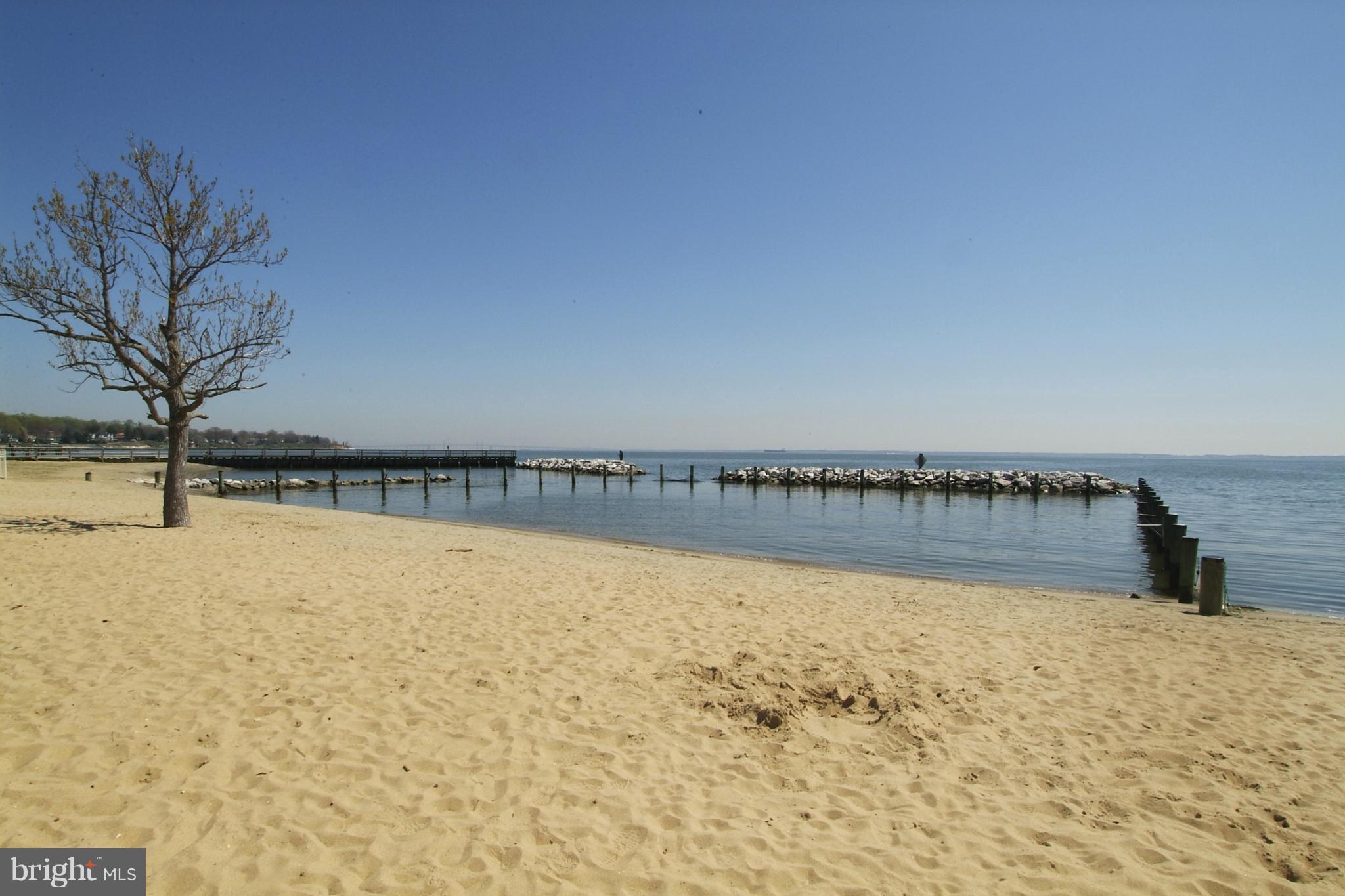 OYSTER HARBOR - Residential