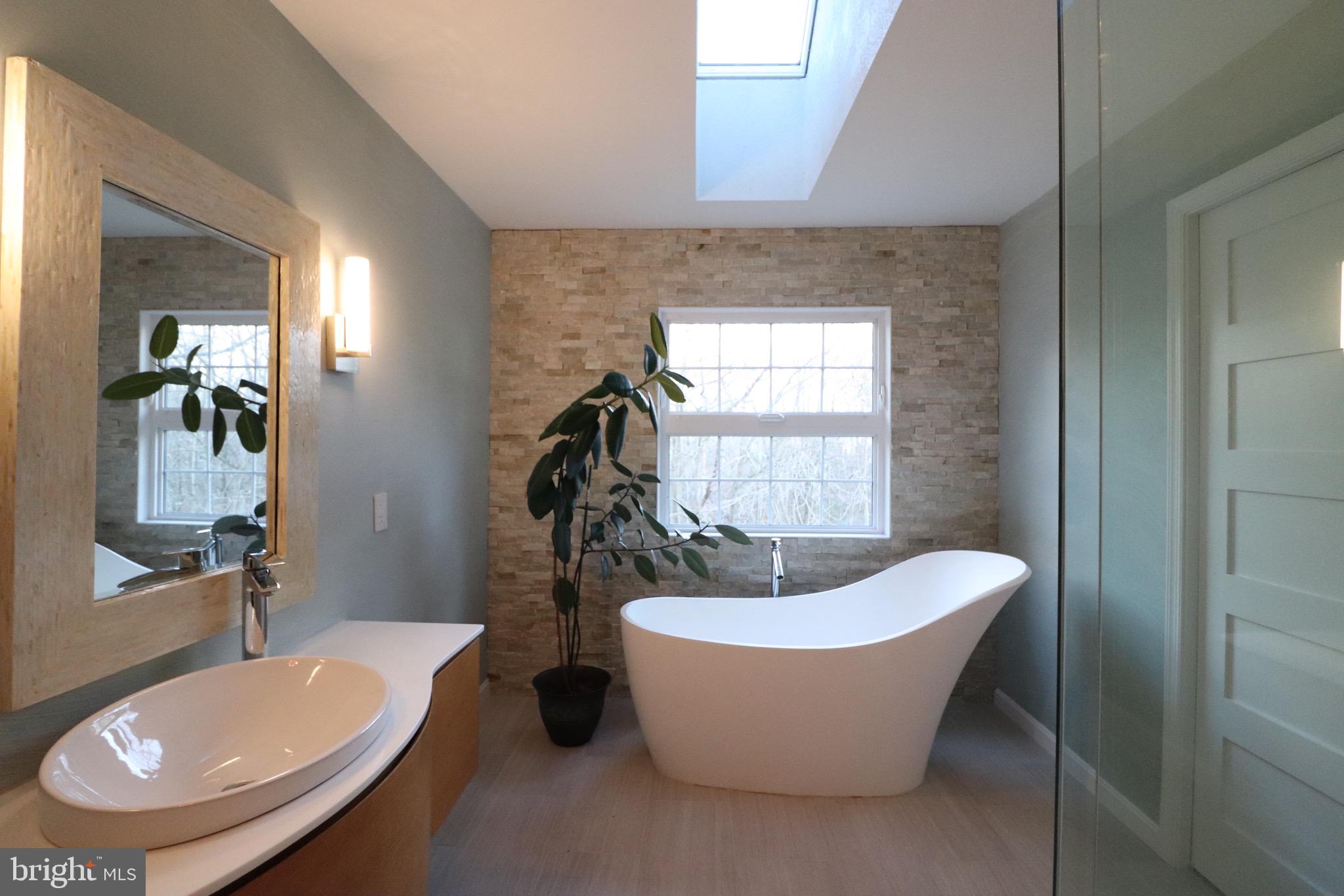 MCNAIR FARMS - Residential Lease