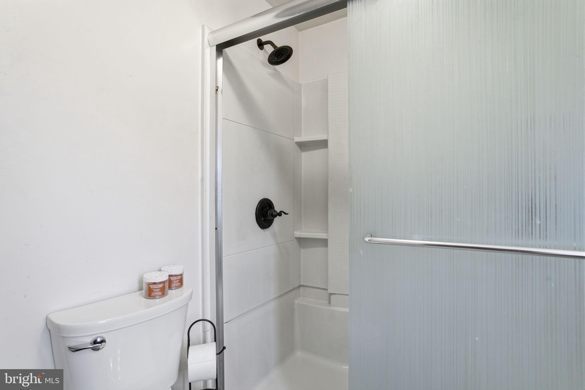 COLONIAL HERITAGE - Residential