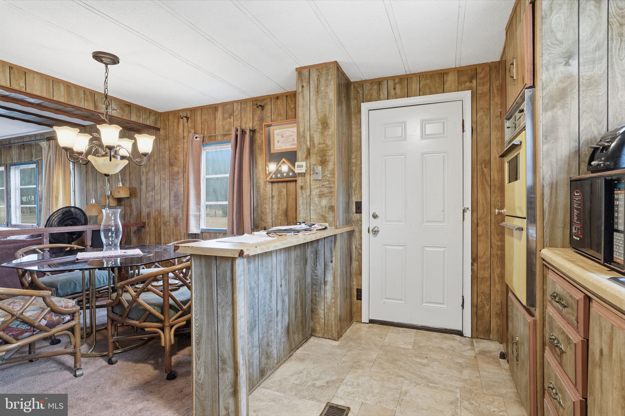 COLONIAL HERITAGE - Residential