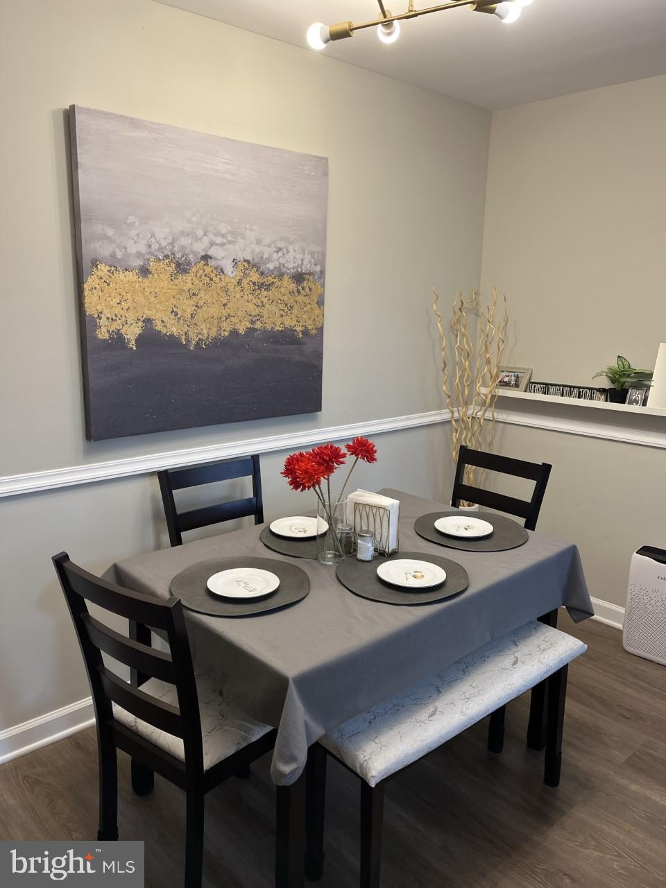 BERKLEIGH SQUARE - Residential Lease