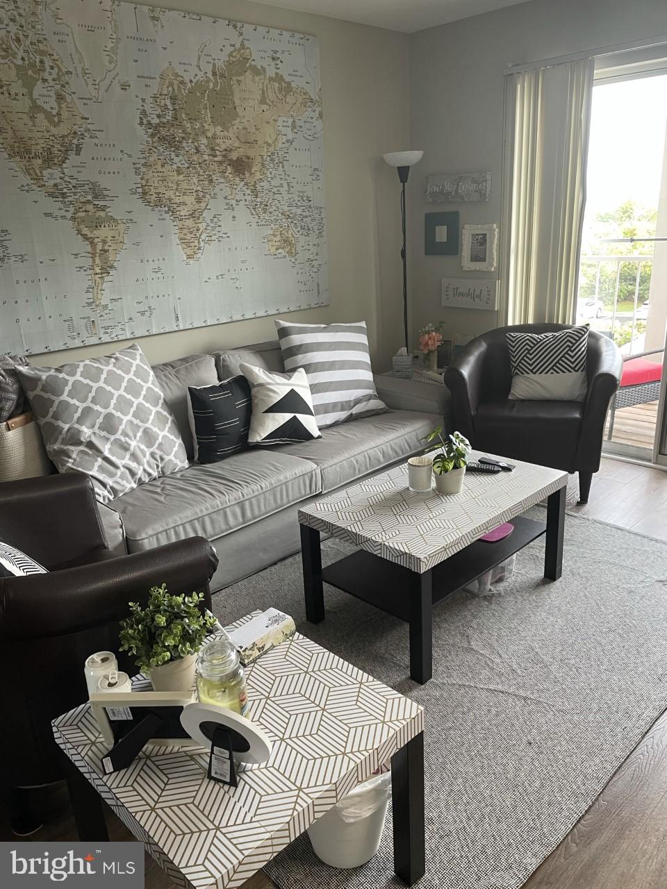 BERKLEIGH SQUARE - Residential Lease