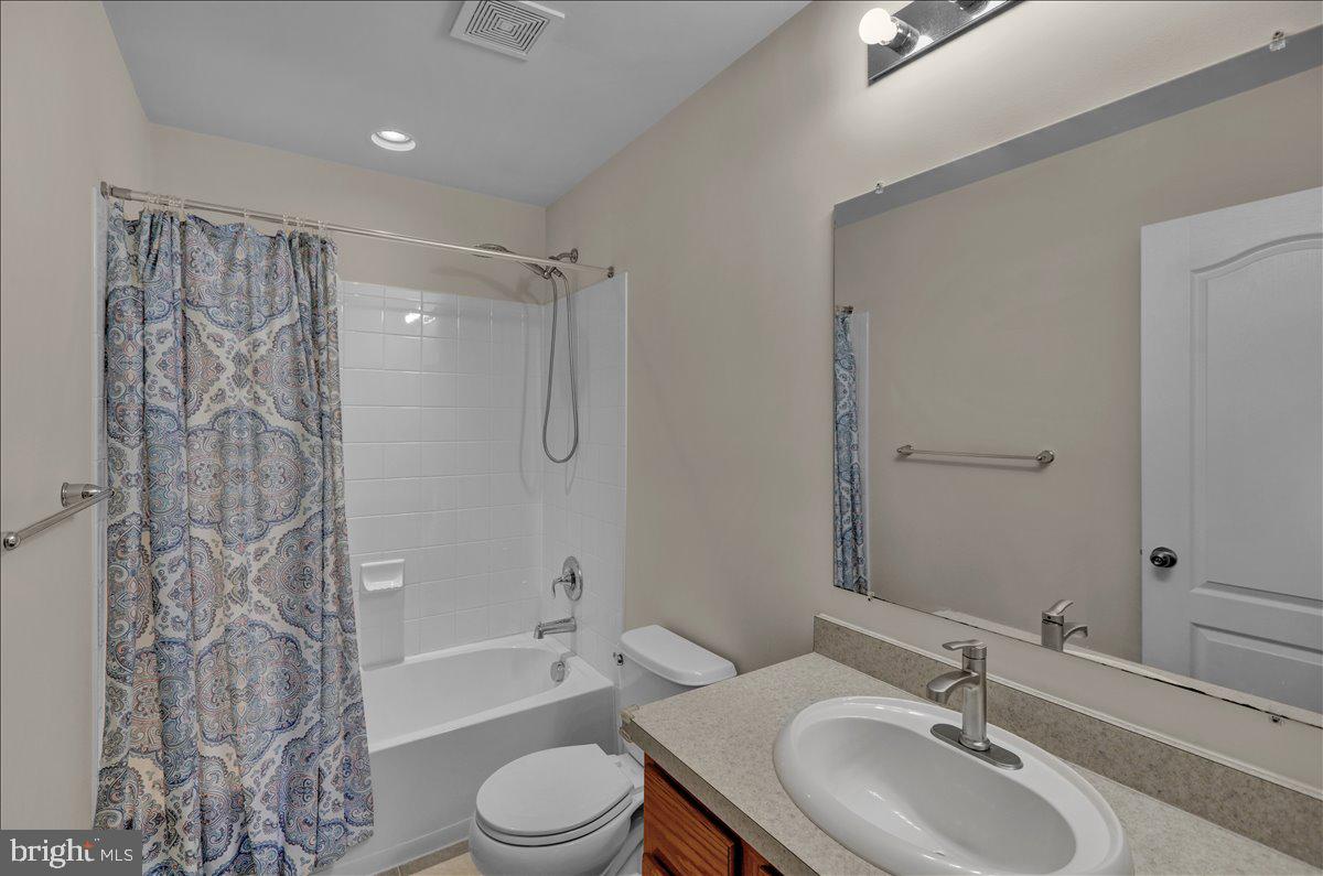 HAWTHORNE RIDGE - Residential