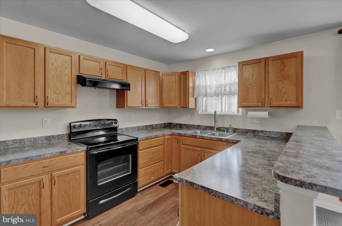 HAWTHORNE RIDGE - Residential