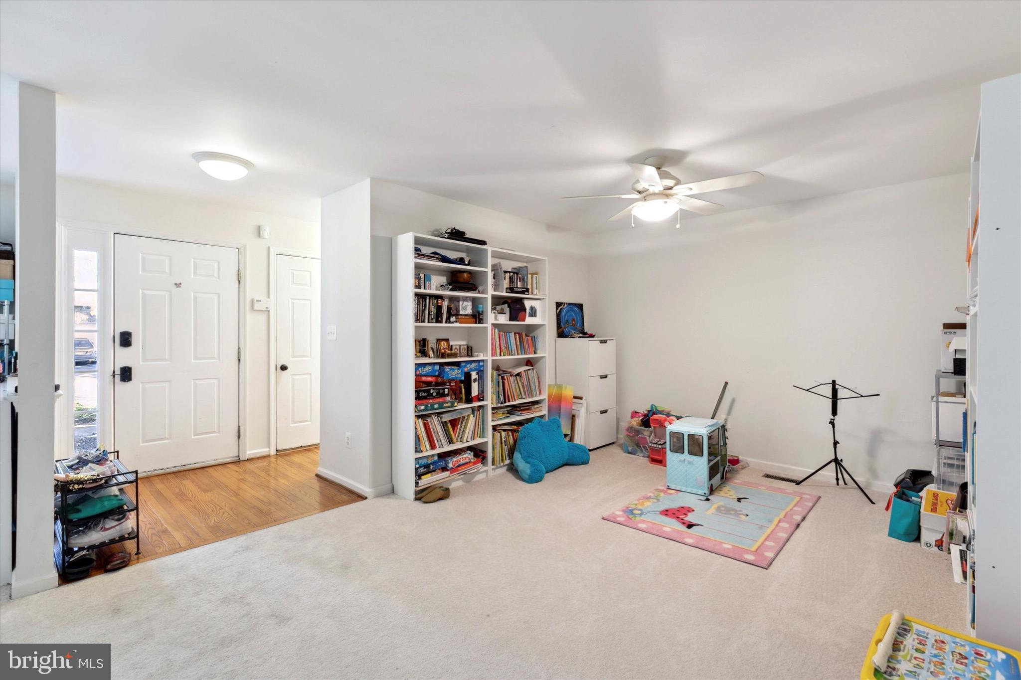 BLUE BELL CC - Residential Lease