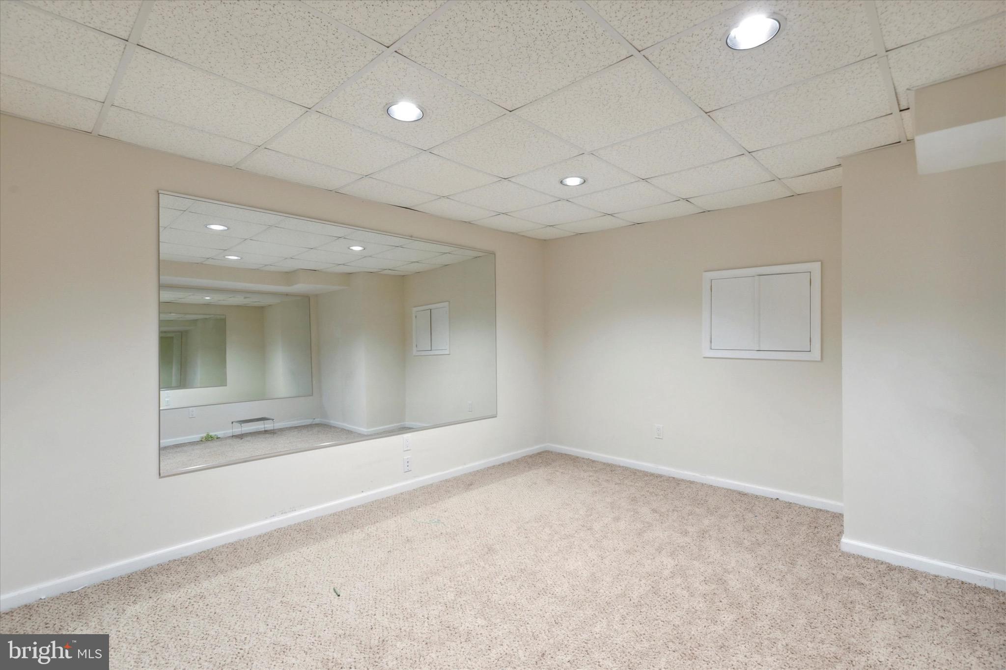 BLUE BELL CC - Residential Lease