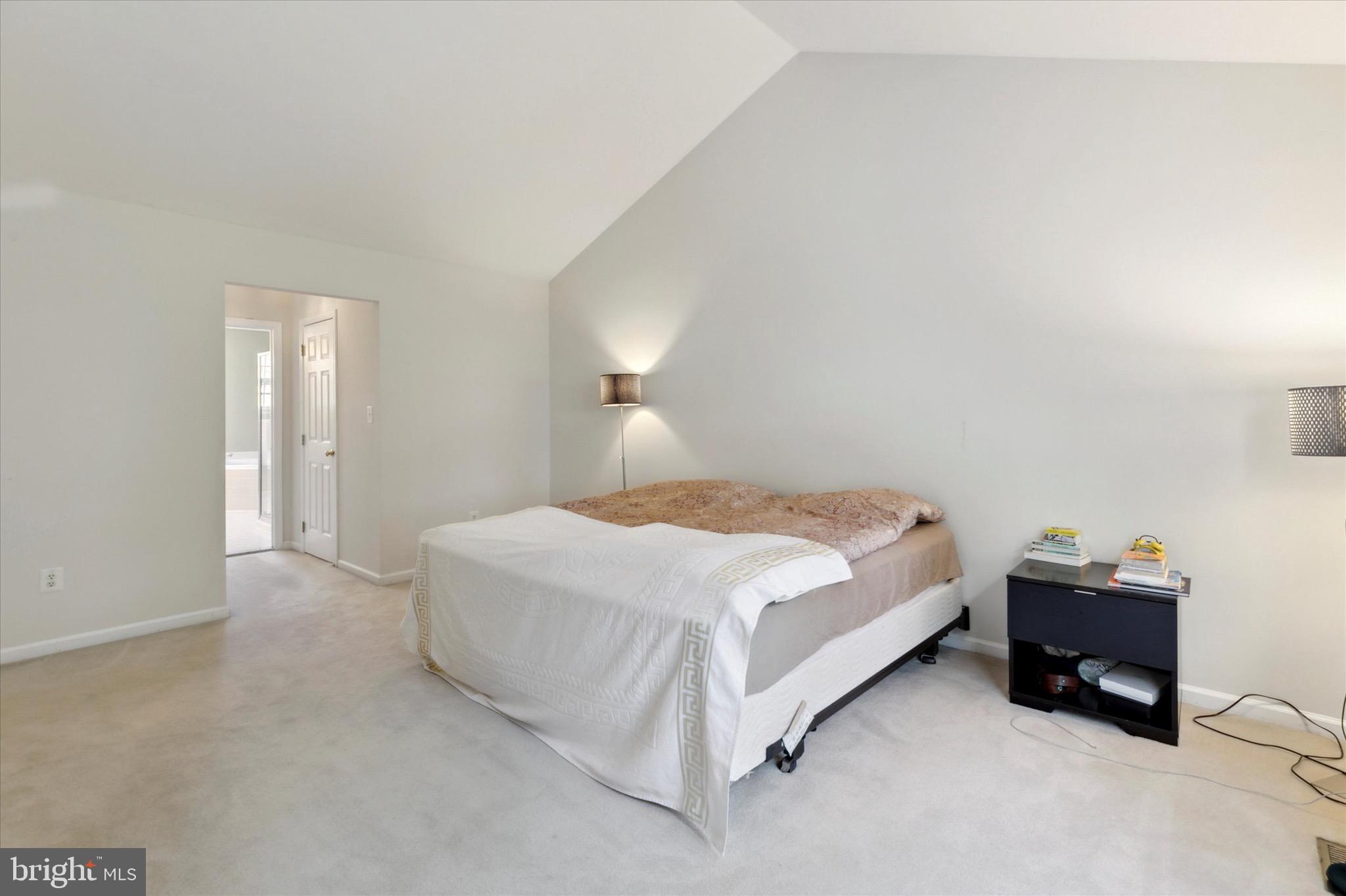 BLUE BELL CC - Residential Lease