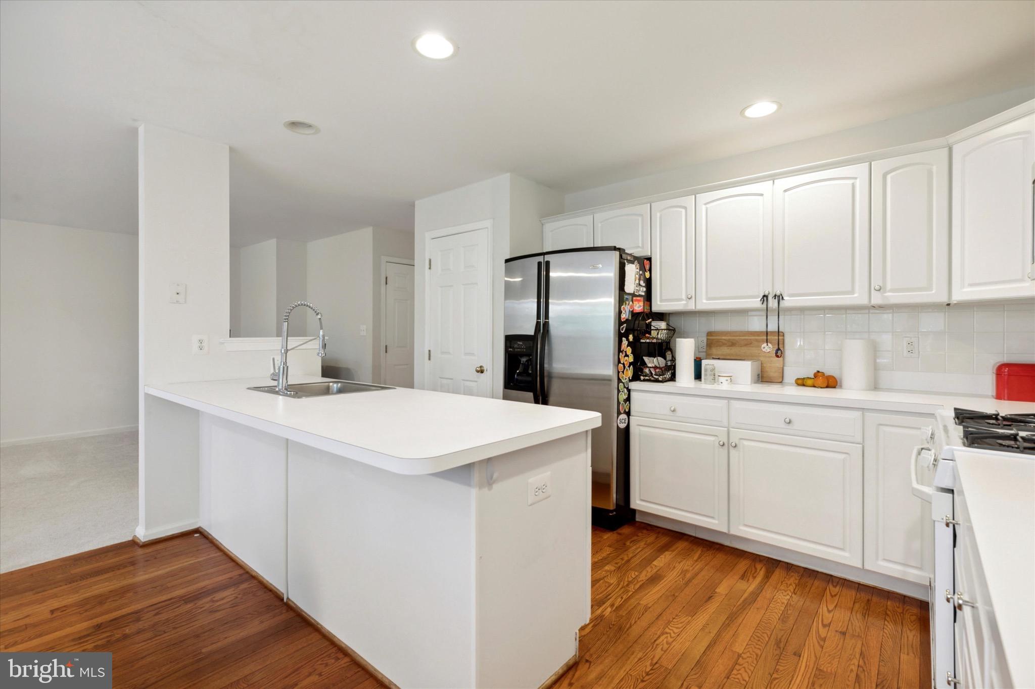 BLUE BELL CC - Residential Lease