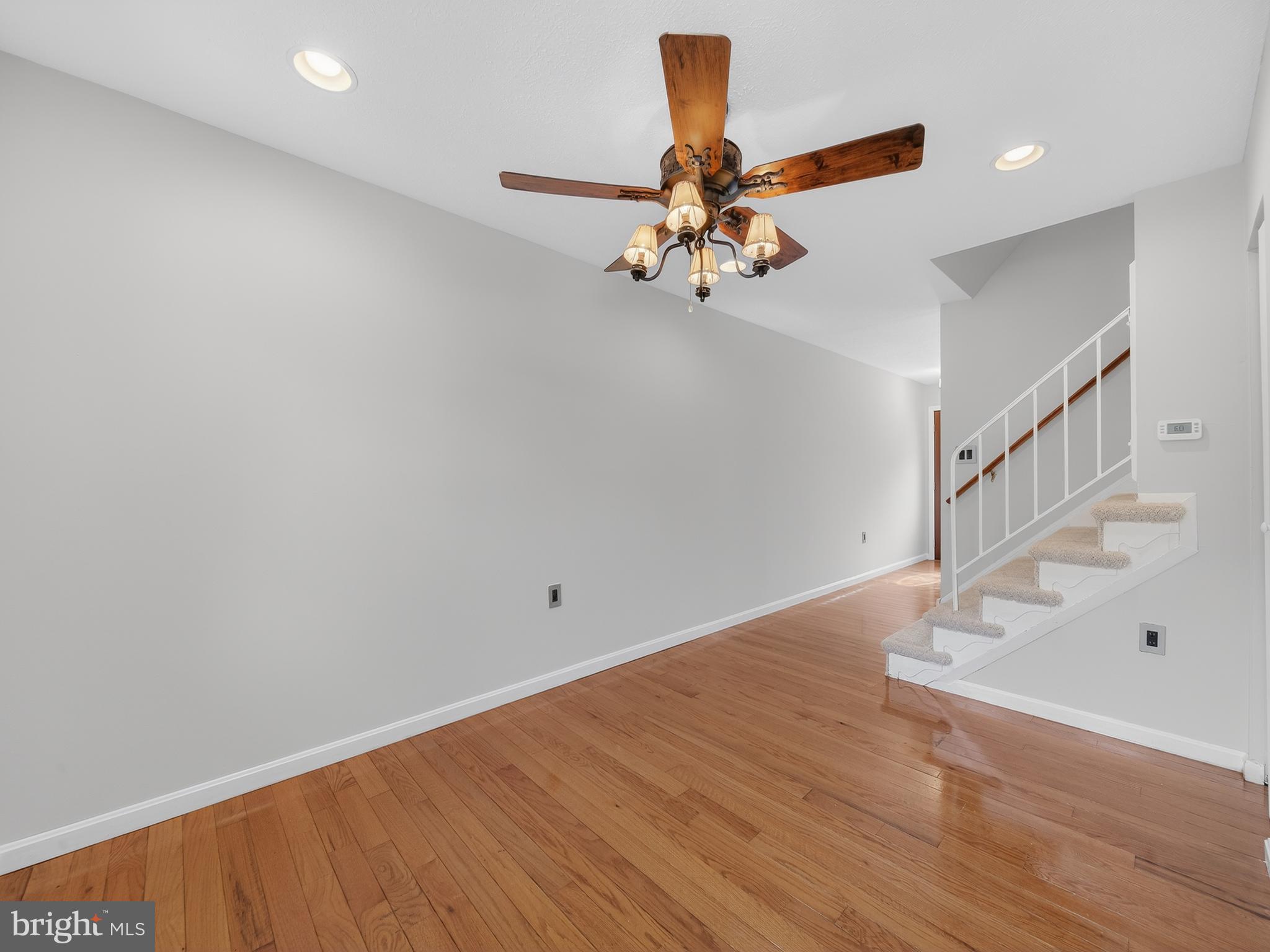 VILLAGE BROOK - Residential