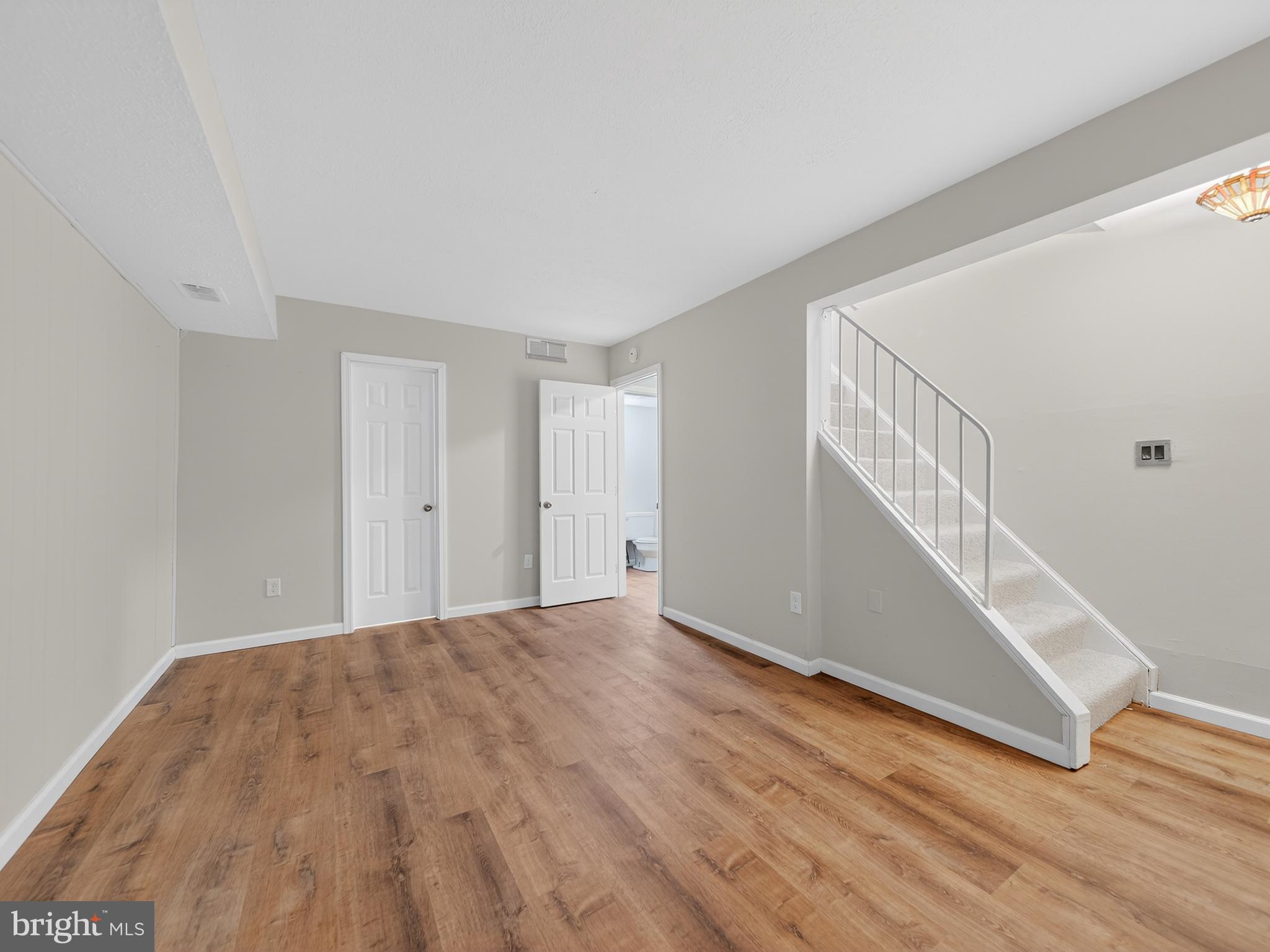 VILLAGE BROOK - Residential