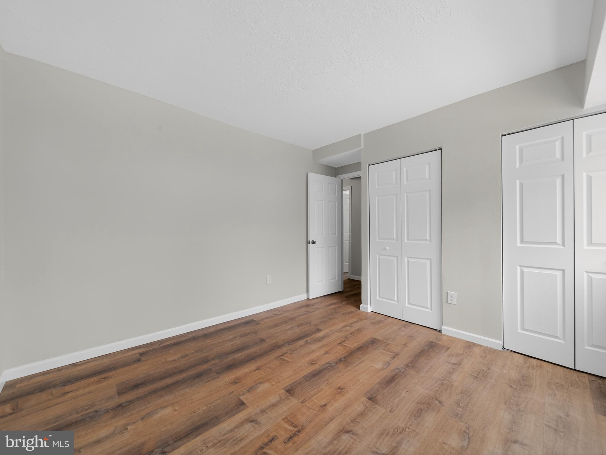 VILLAGE BROOK - Residential