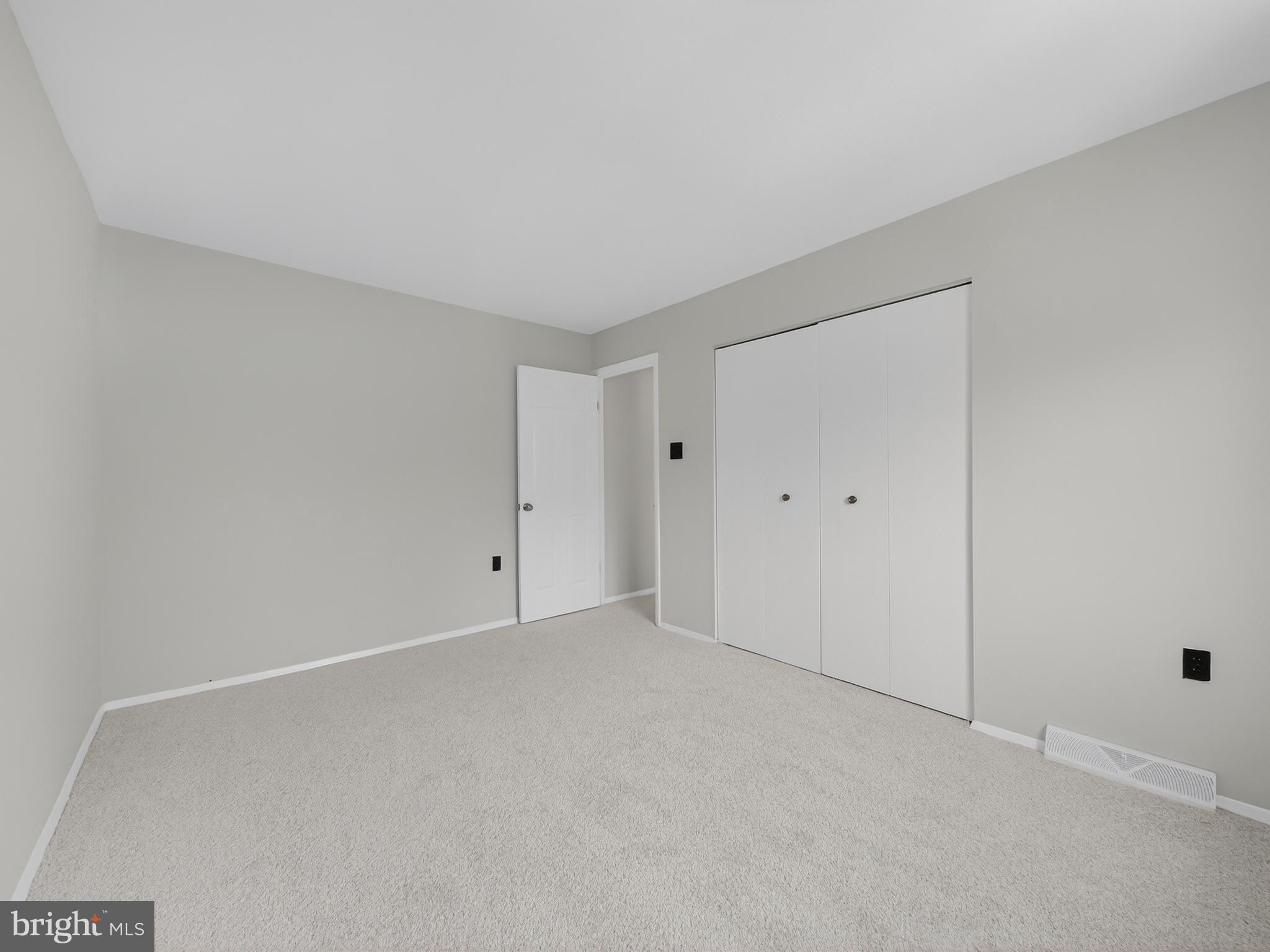 VILLAGE BROOK - Residential