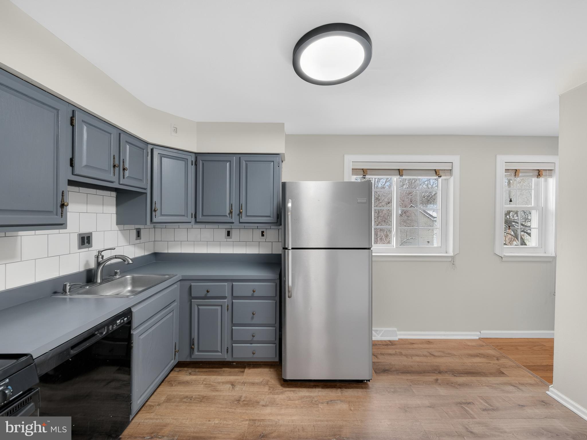 VILLAGE BROOK - Residential