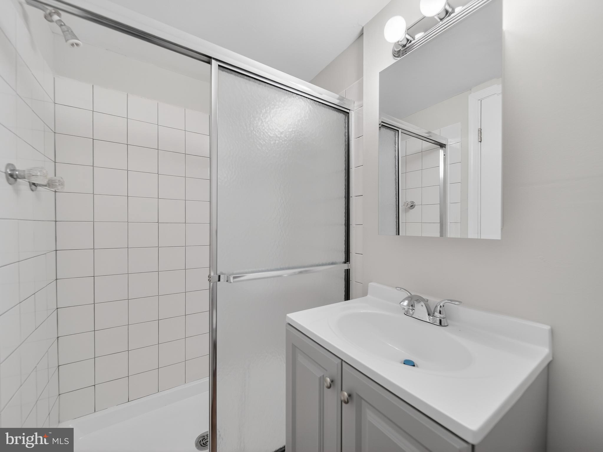 VILLAGE BROOK - Residential