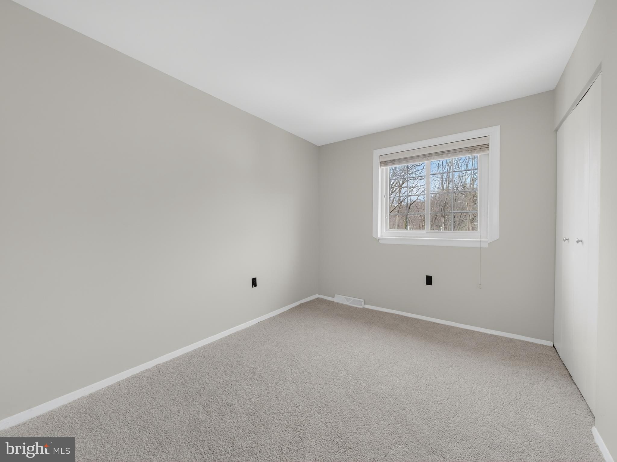 VILLAGE BROOK - Residential