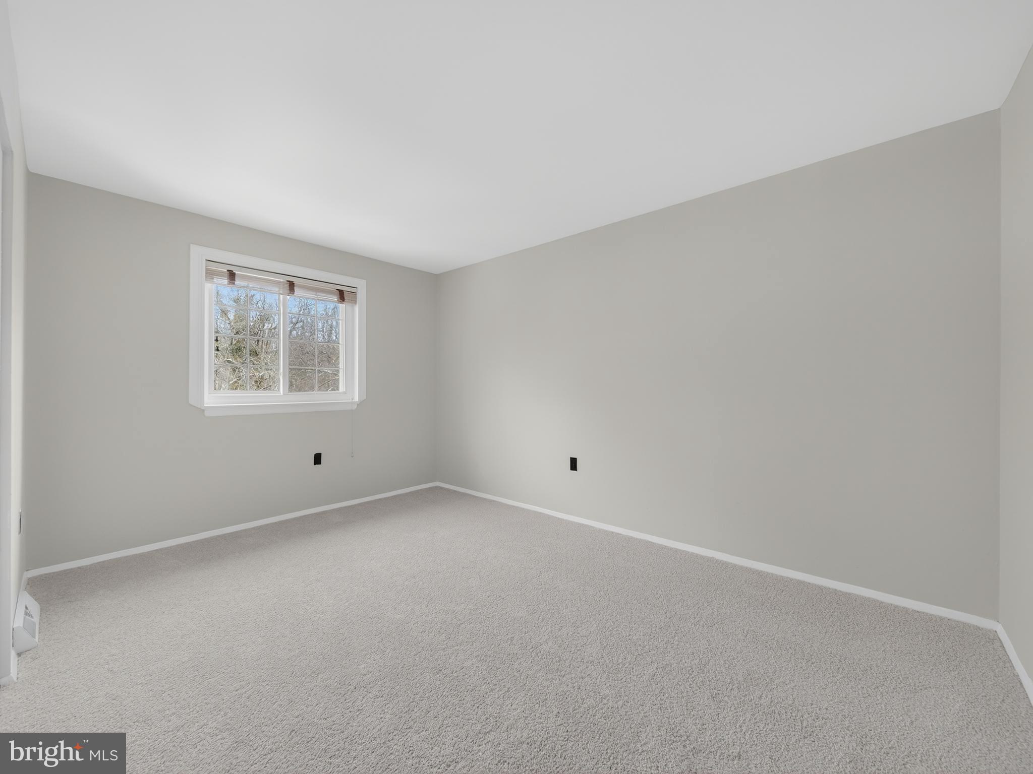 VILLAGE BROOK - Residential