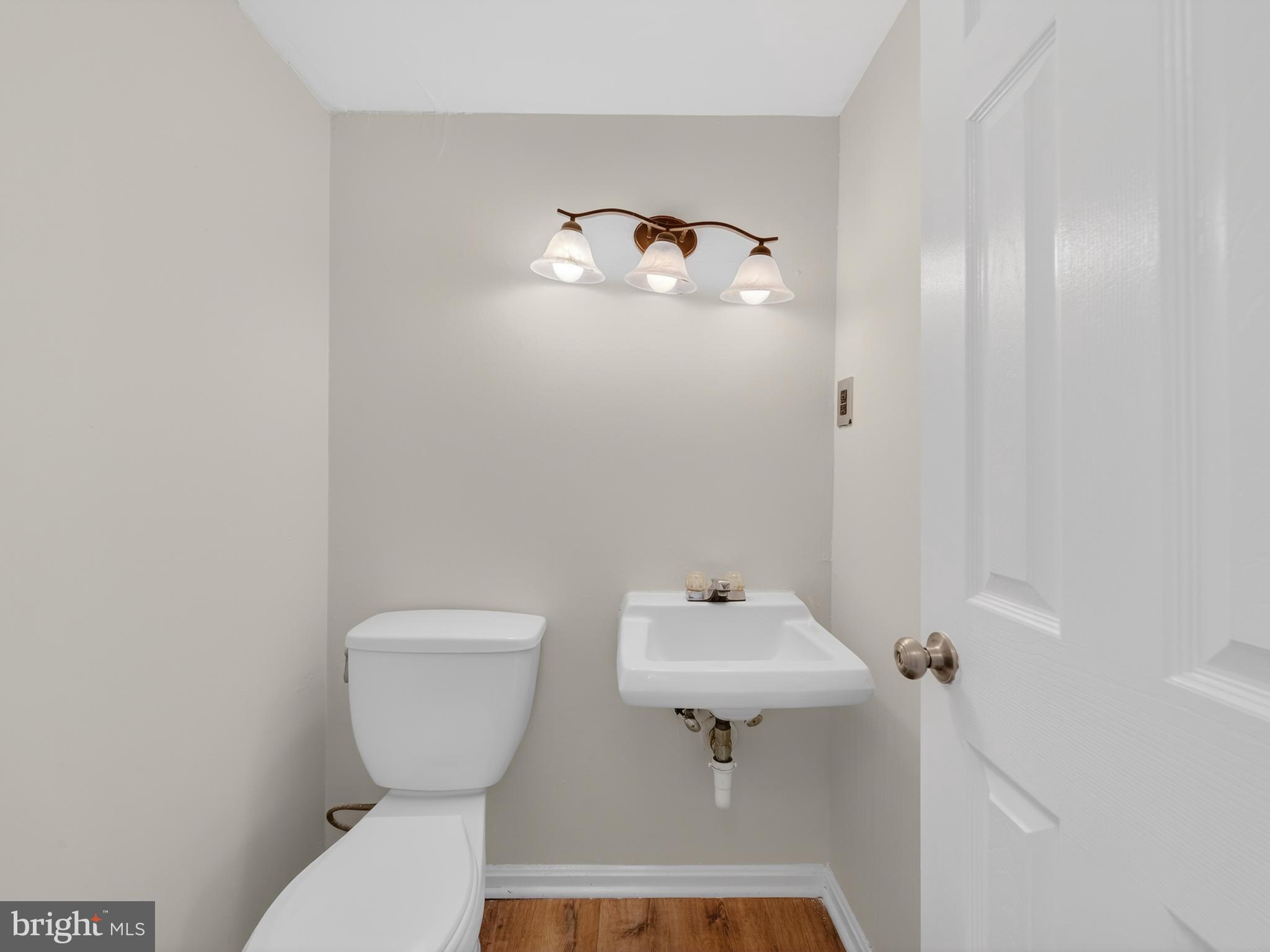 VILLAGE BROOK - Residential