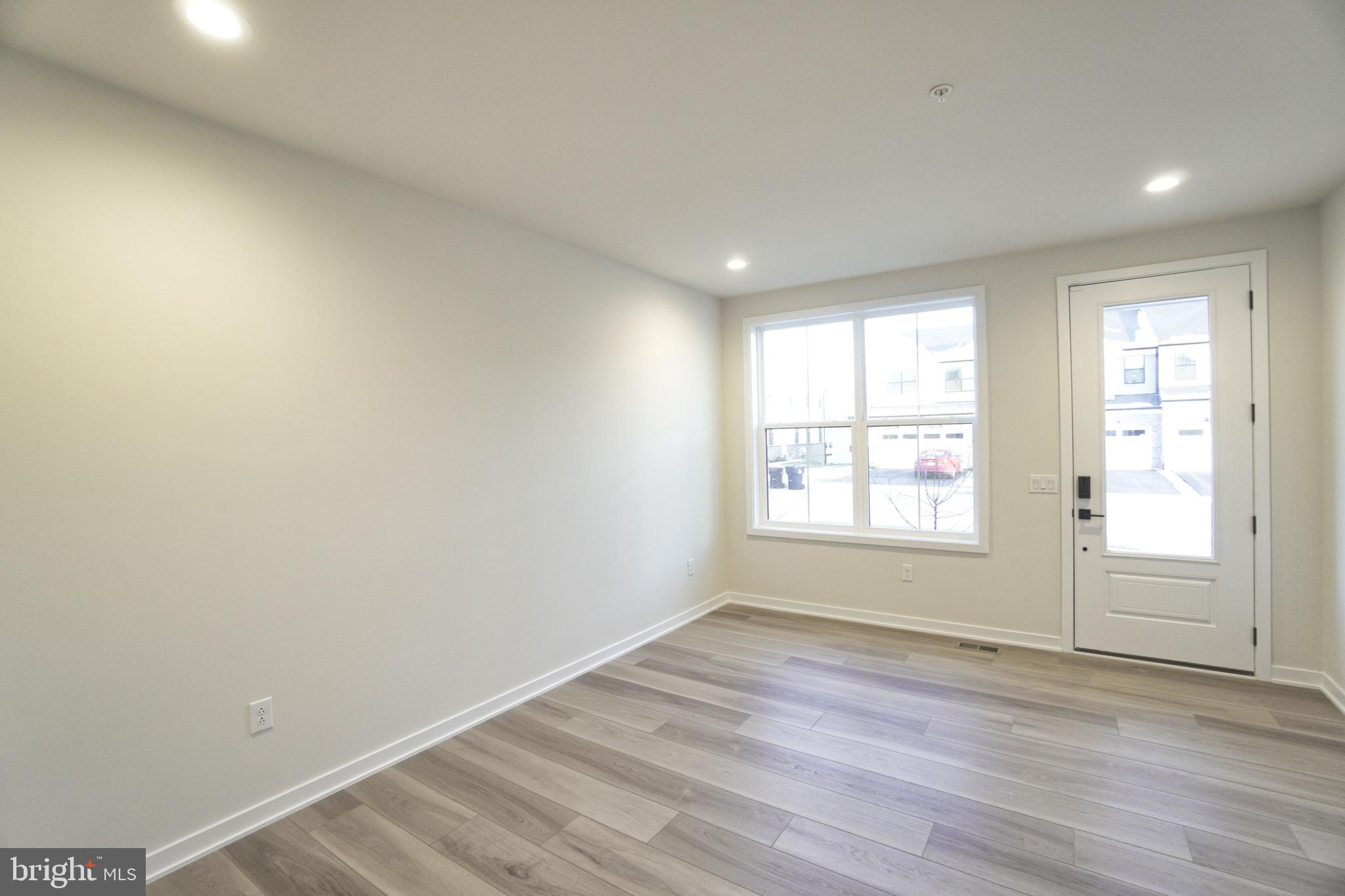 STONEBROOK AT UPPER MERION - Residential Lease