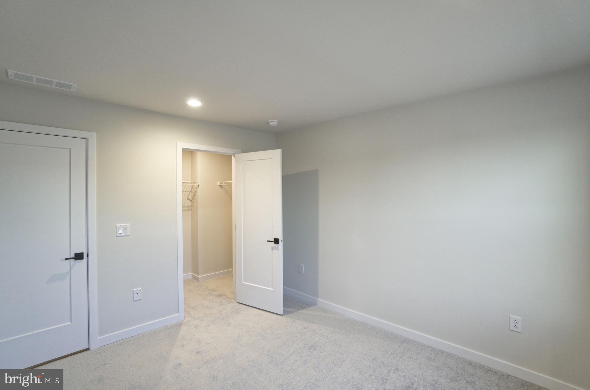 STONEBROOK AT UPPER MERION - Residential Lease