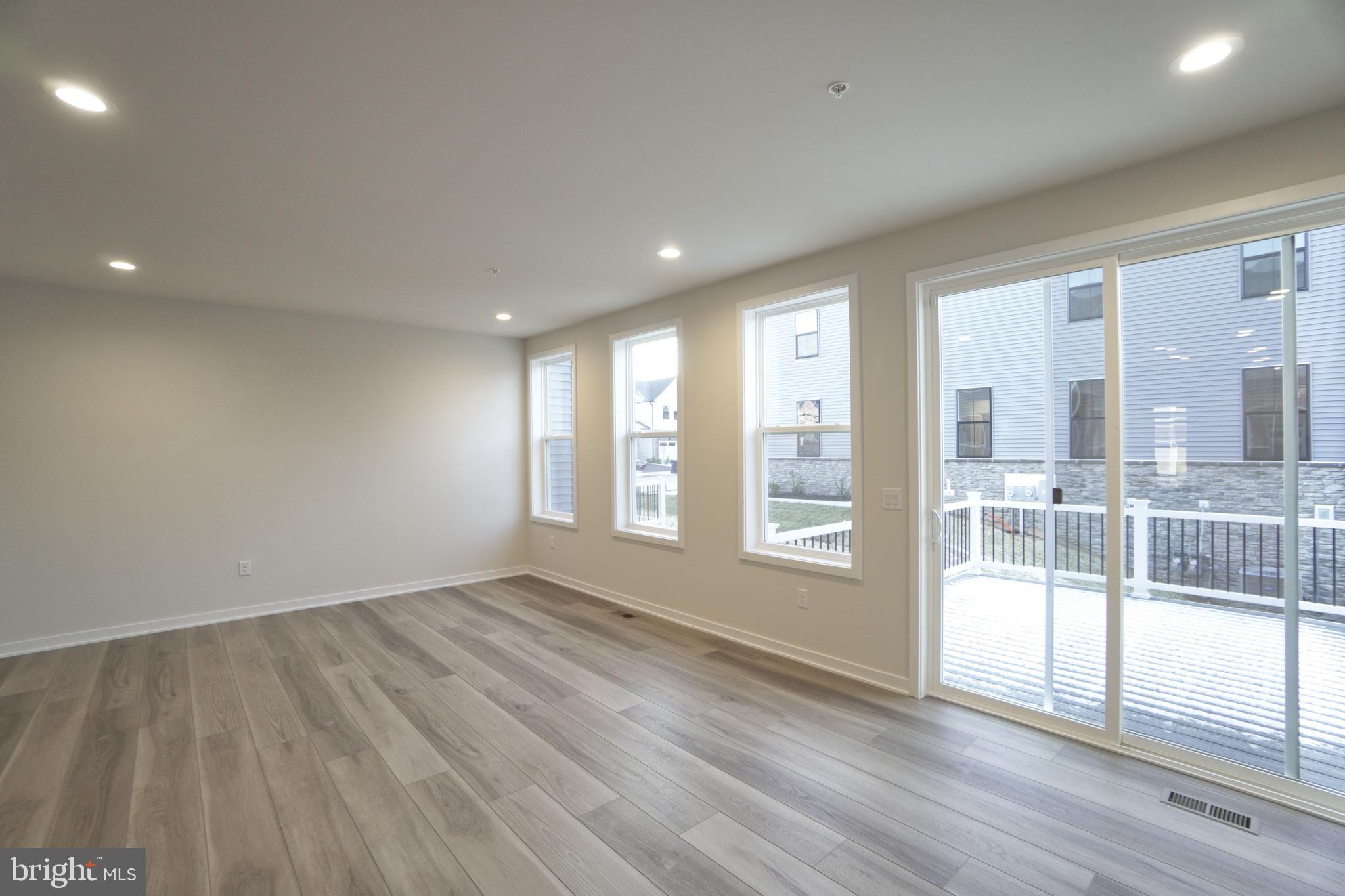 STONEBROOK AT UPPER MERION - Residential Lease