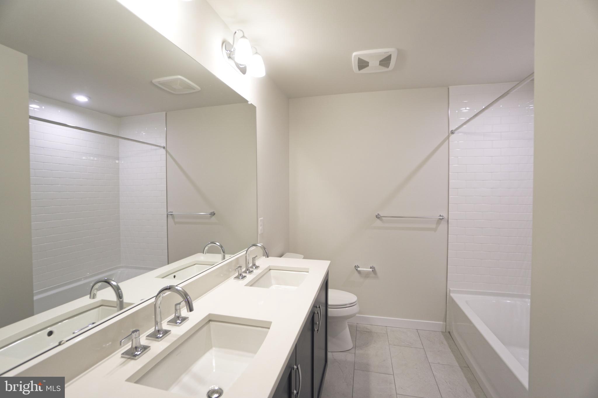 STONEBROOK AT UPPER MERION - Residential Lease