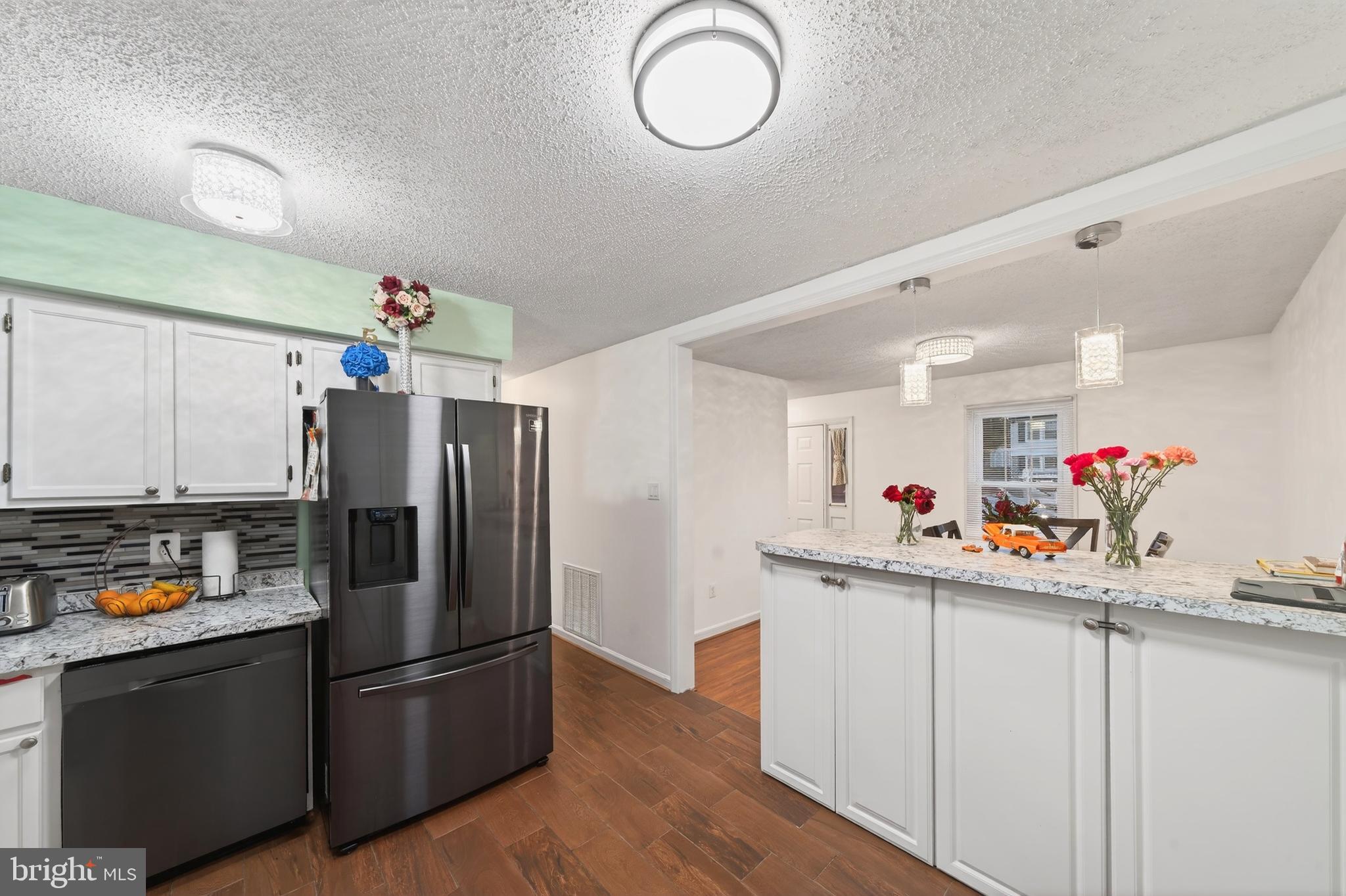 OAK VIEW - Residential