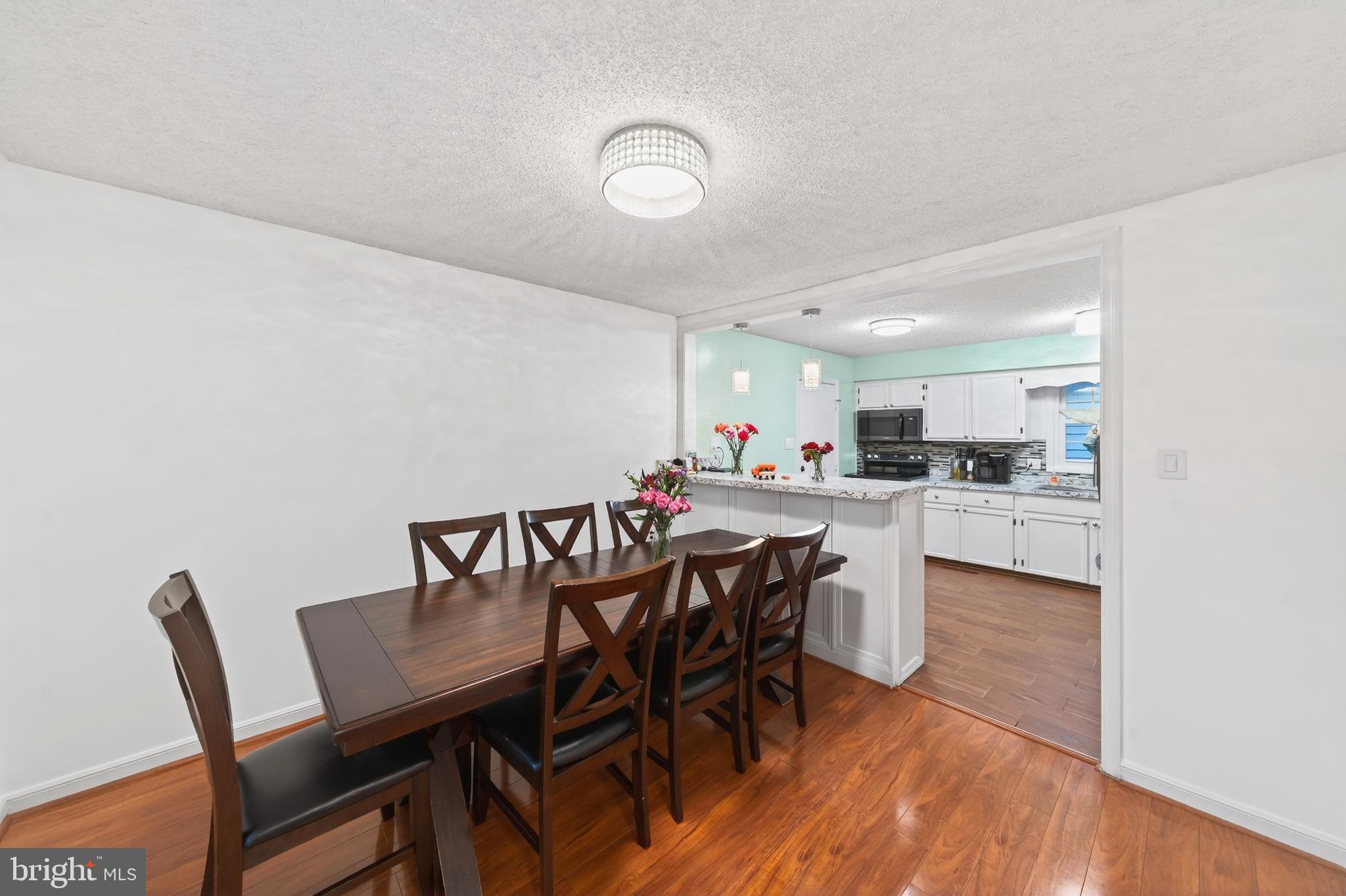 OAK VIEW - Residential