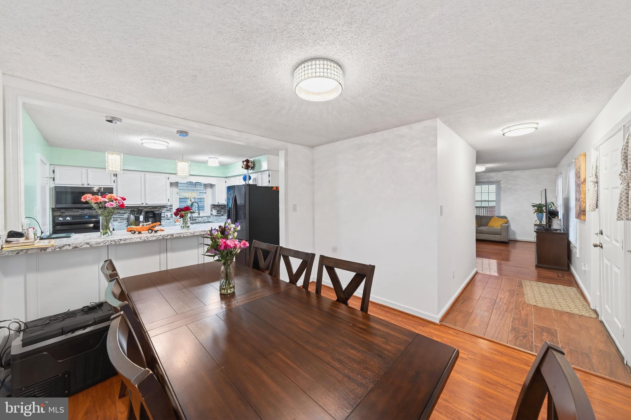 OAK VIEW - Residential