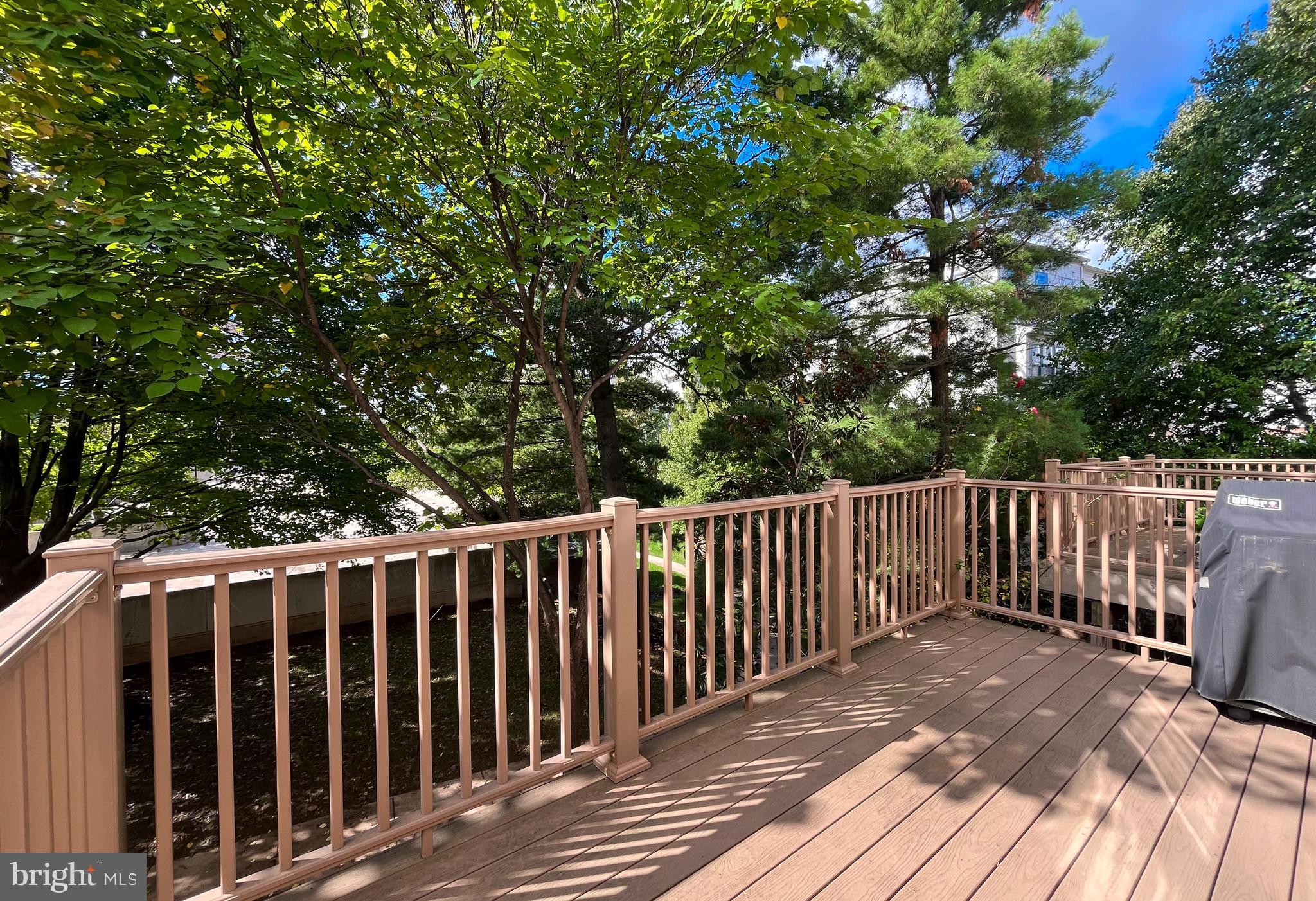 CENTERPOINTE - Residential