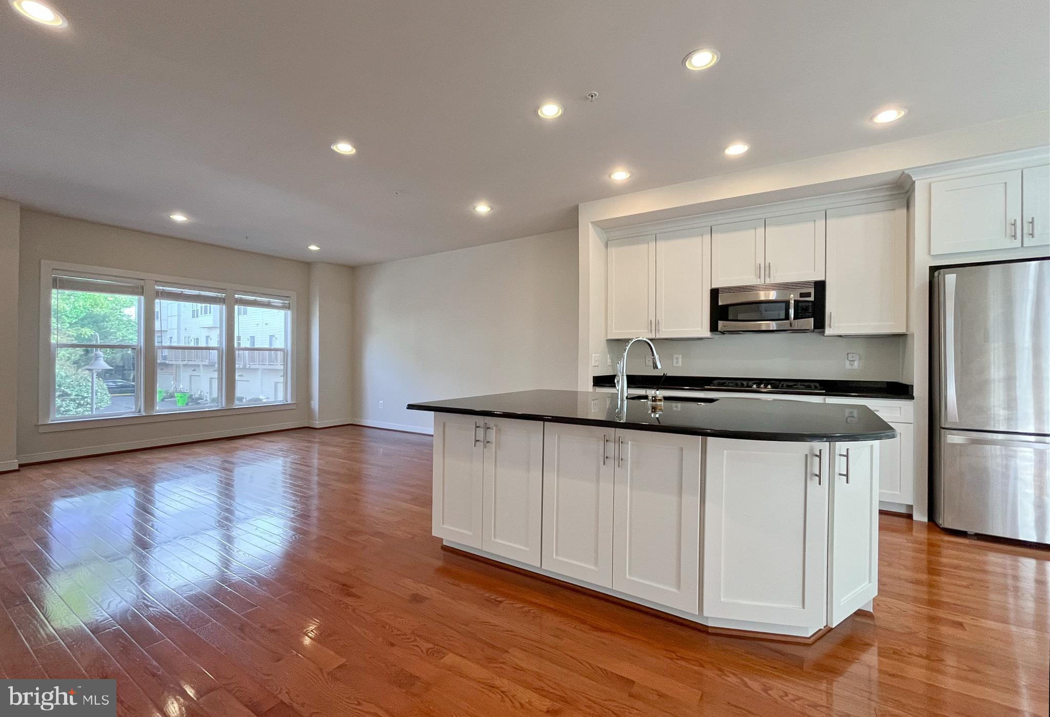 CENTERPOINTE - Residential