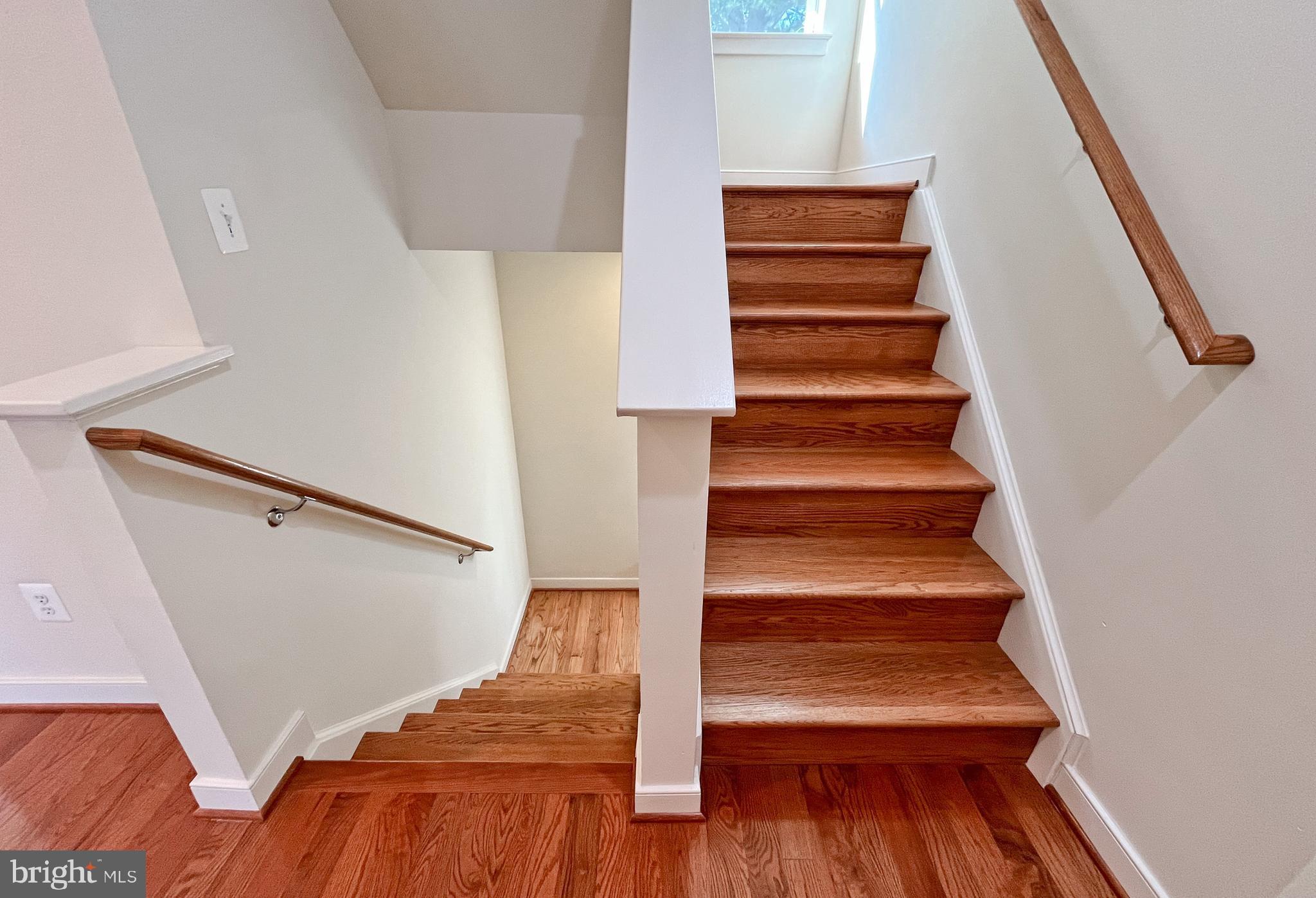 CENTERPOINTE - Residential