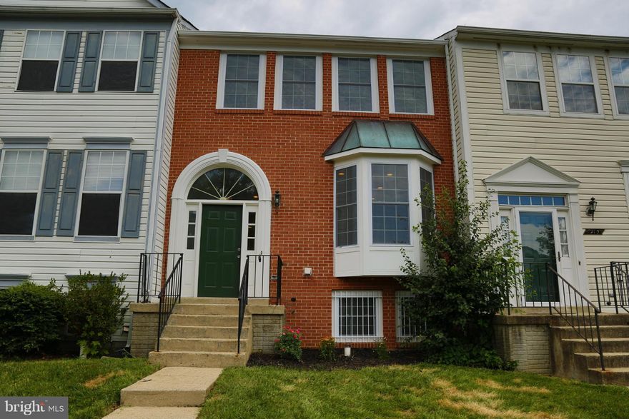 Prime location in the Lake Arbor community, Stunningly beautiful & thoroughly renovated to perfection, shows and feels like a brand new house. Fine quality designer-style open kitchen w/ dine-in peninsula, stylish backsplash, new Kenmore SS appliances, new hardwood/ carpet/ paint, custom design bathrooms, fully finished walk out basement, walk to lake, great access to I 495 and shopping centers.