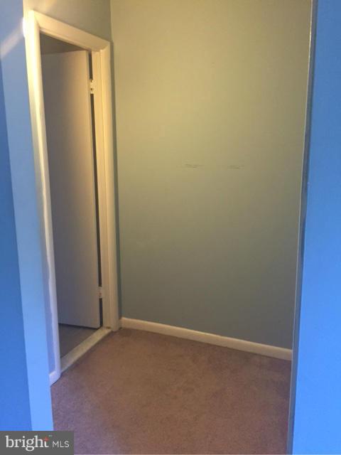 BAY HILLS - Residential