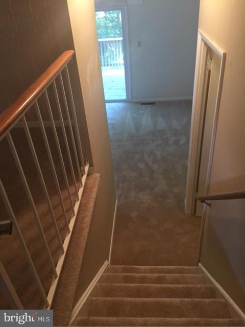 BAY HILLS - Residential