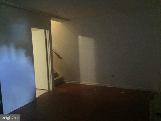 BAY HILLS - Residential