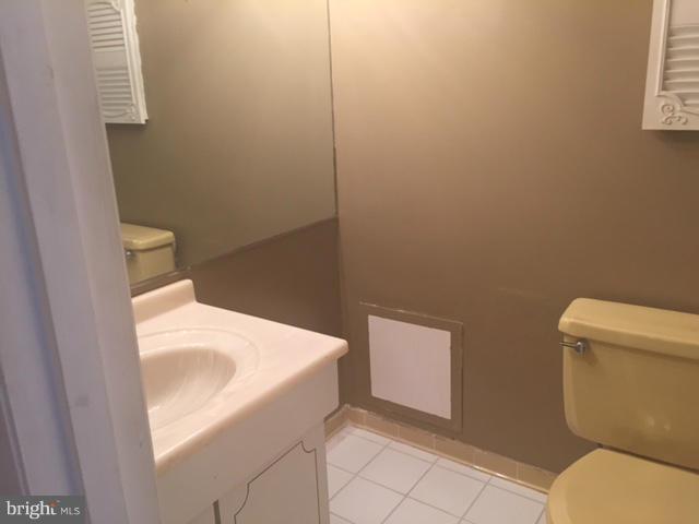 BAY HILLS - Residential