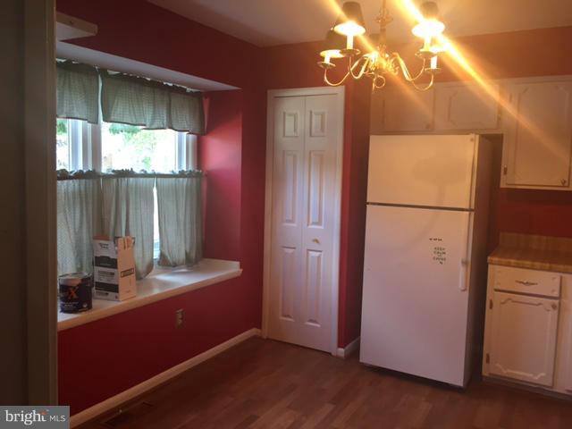 BAY HILLS - Residential