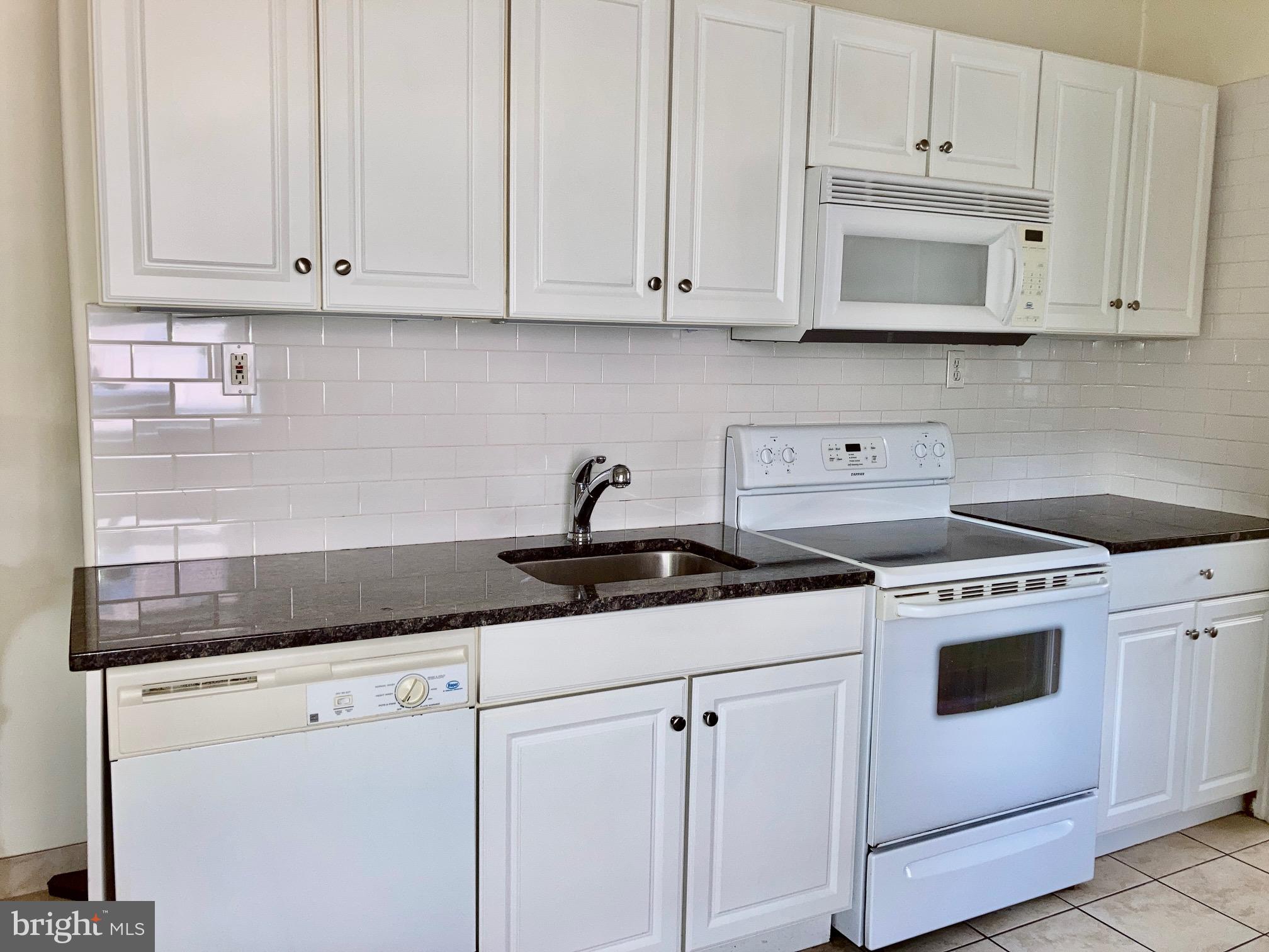 NEWBOLD - Residential Lease