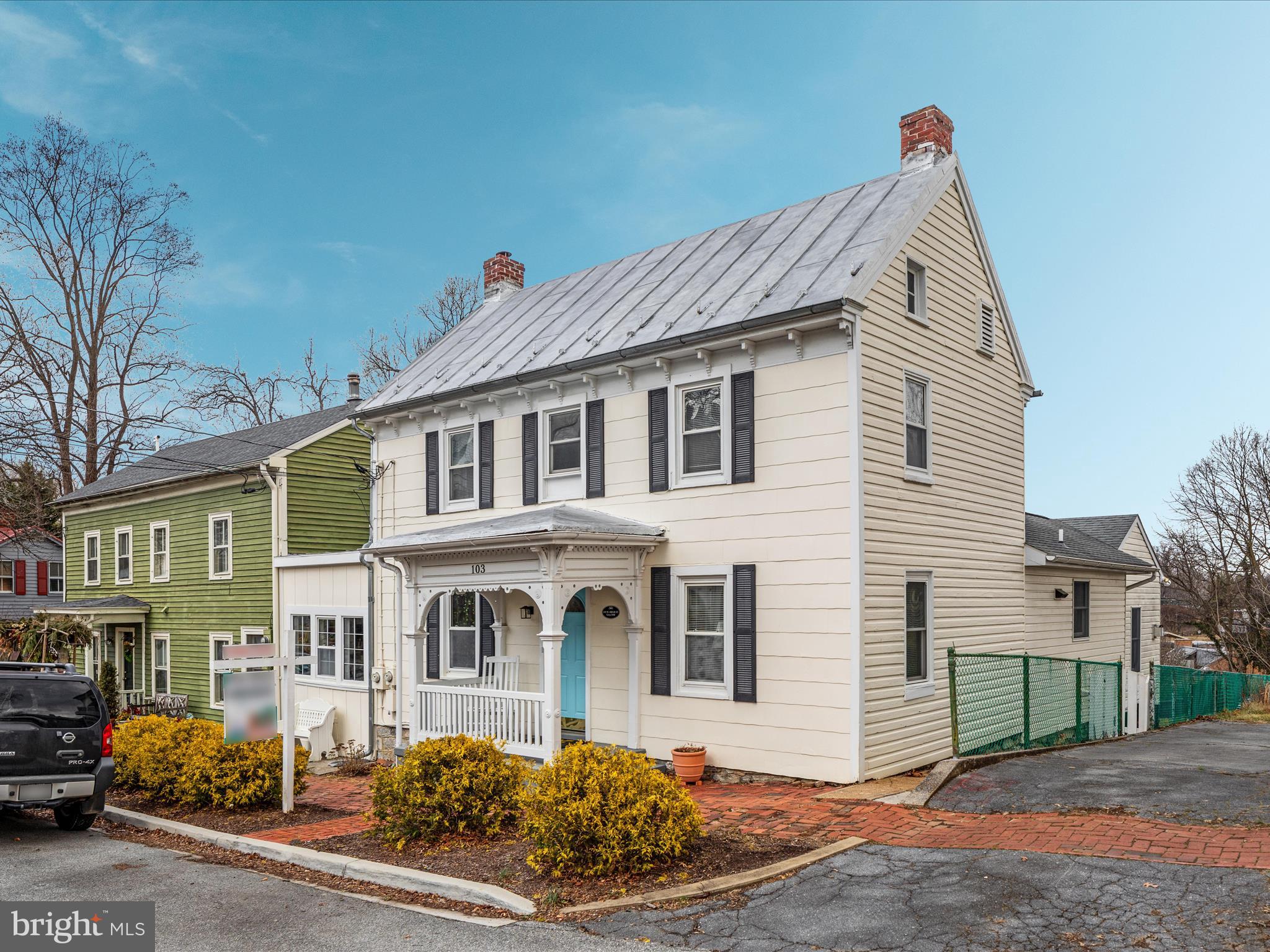 103 W HIGH STREET