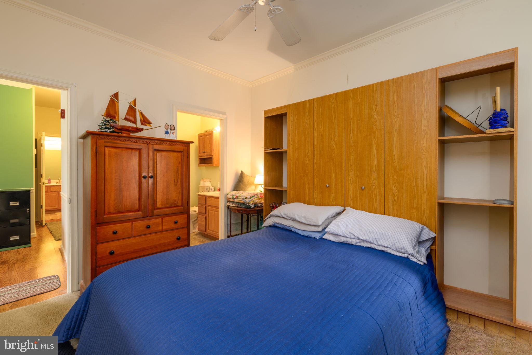 HEARTHSTONE MANOR - Residential