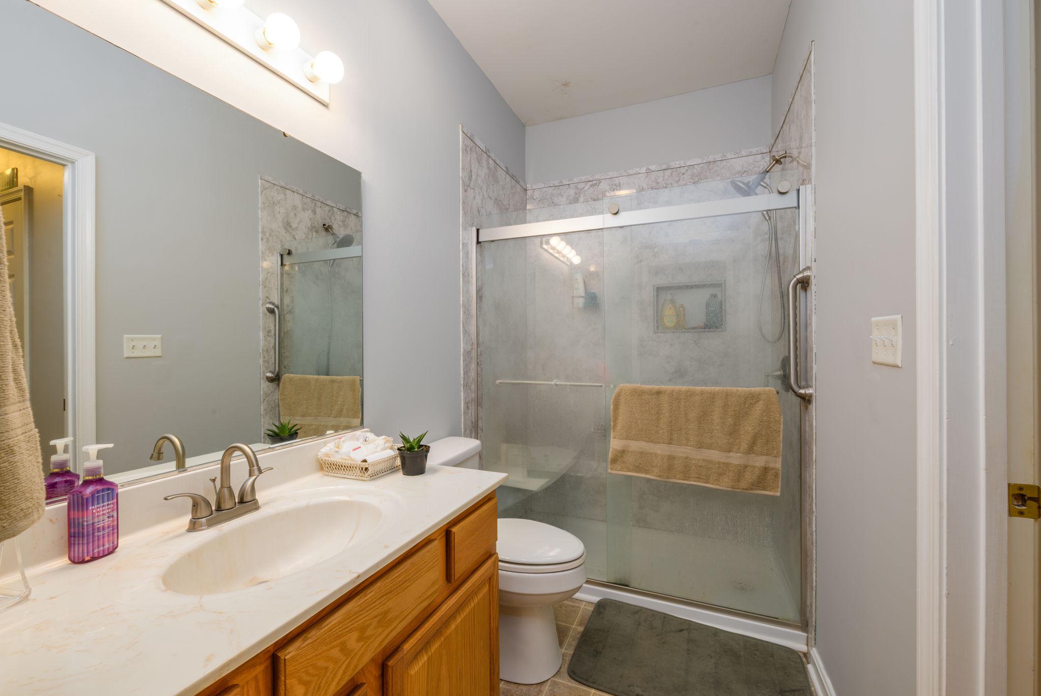 HEARTHSTONE MANOR - Residential