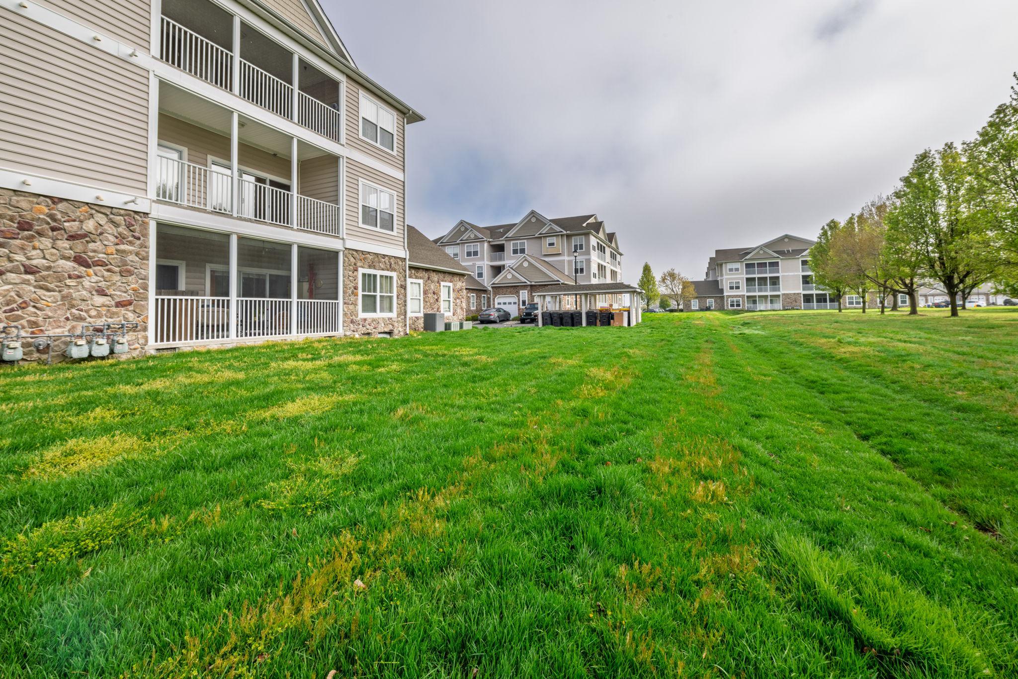 HEARTHSTONE MANOR - Residential