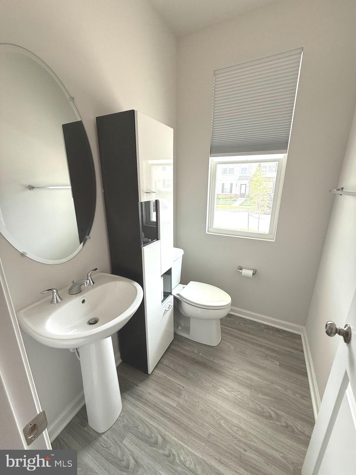 PRESIDENTS POINTE - Residential