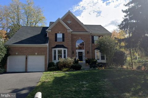 1302 MONROE STREET HERNDON VA 20170